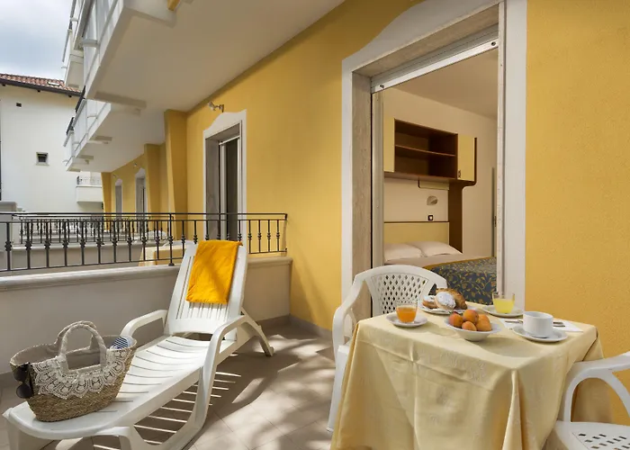 Cannes - In Pieno CentroAlbergo